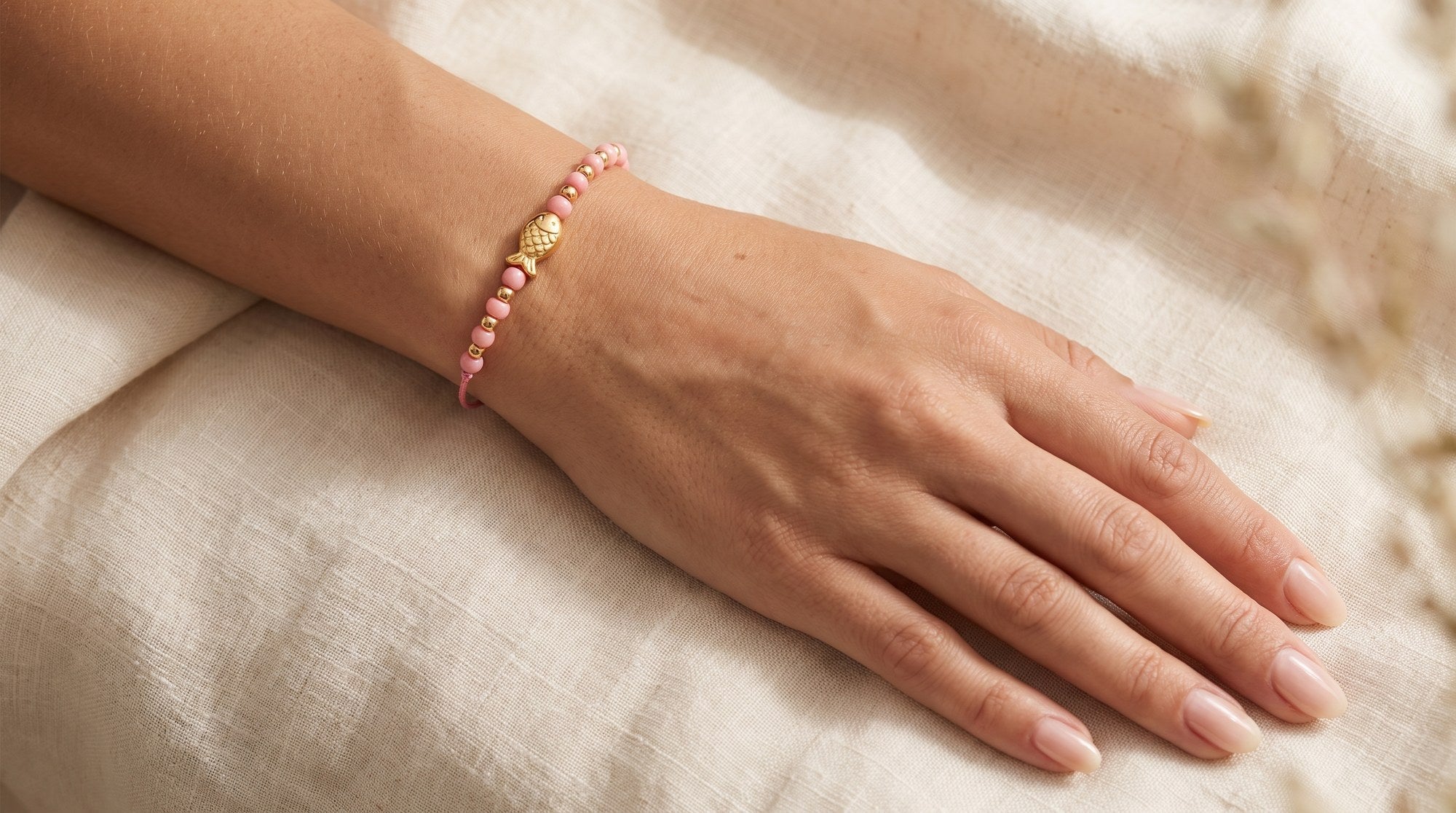 Bracciale Pink Marine indossato